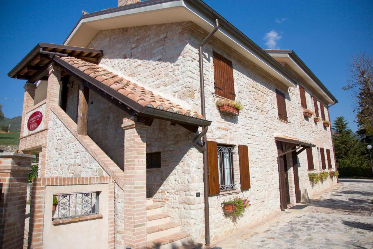 Hotel Marchese Del Grillo Fabriano Exterior foto